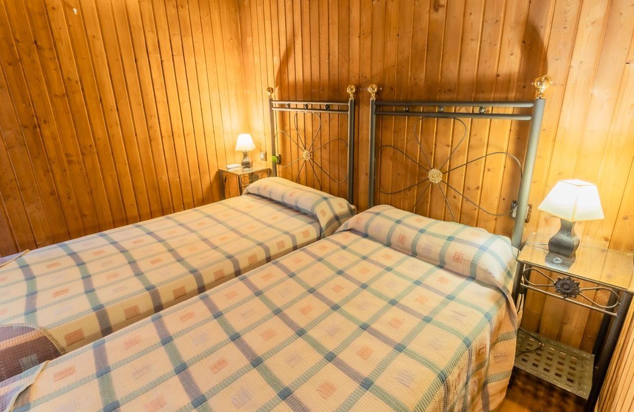 Hotel Rural El Labriego By Vivere Stays Plasenzuela エクステリア 写真
