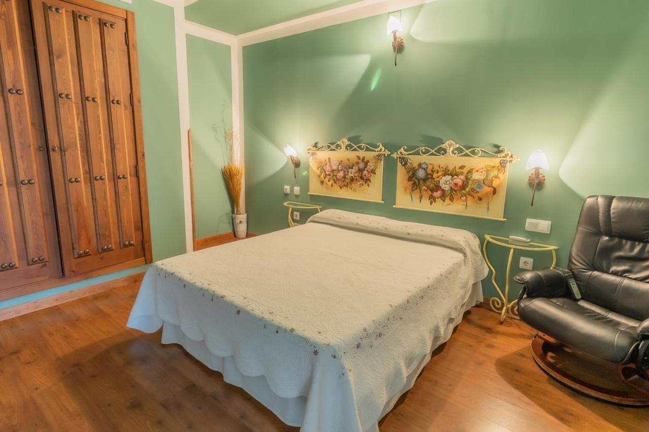 Hotel Rural El Labriego By Vivere Stays Plasenzuela エクステリア 写真