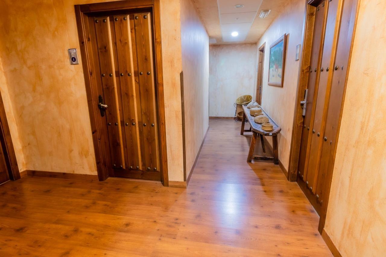 Hotel Rural El Labriego By Vivere Stays Plasenzuela エクステリア 写真