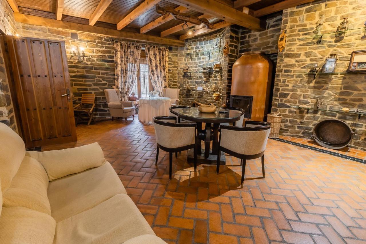 Hotel Rural El Labriego By Vivere Stays Plasenzuela エクステリア 写真