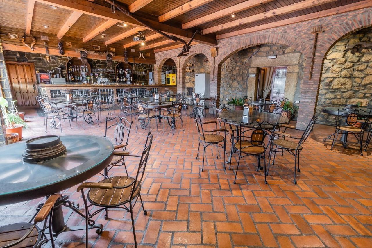 Hotel Rural El Labriego By Vivere Stays Plasenzuela エクステリア 写真